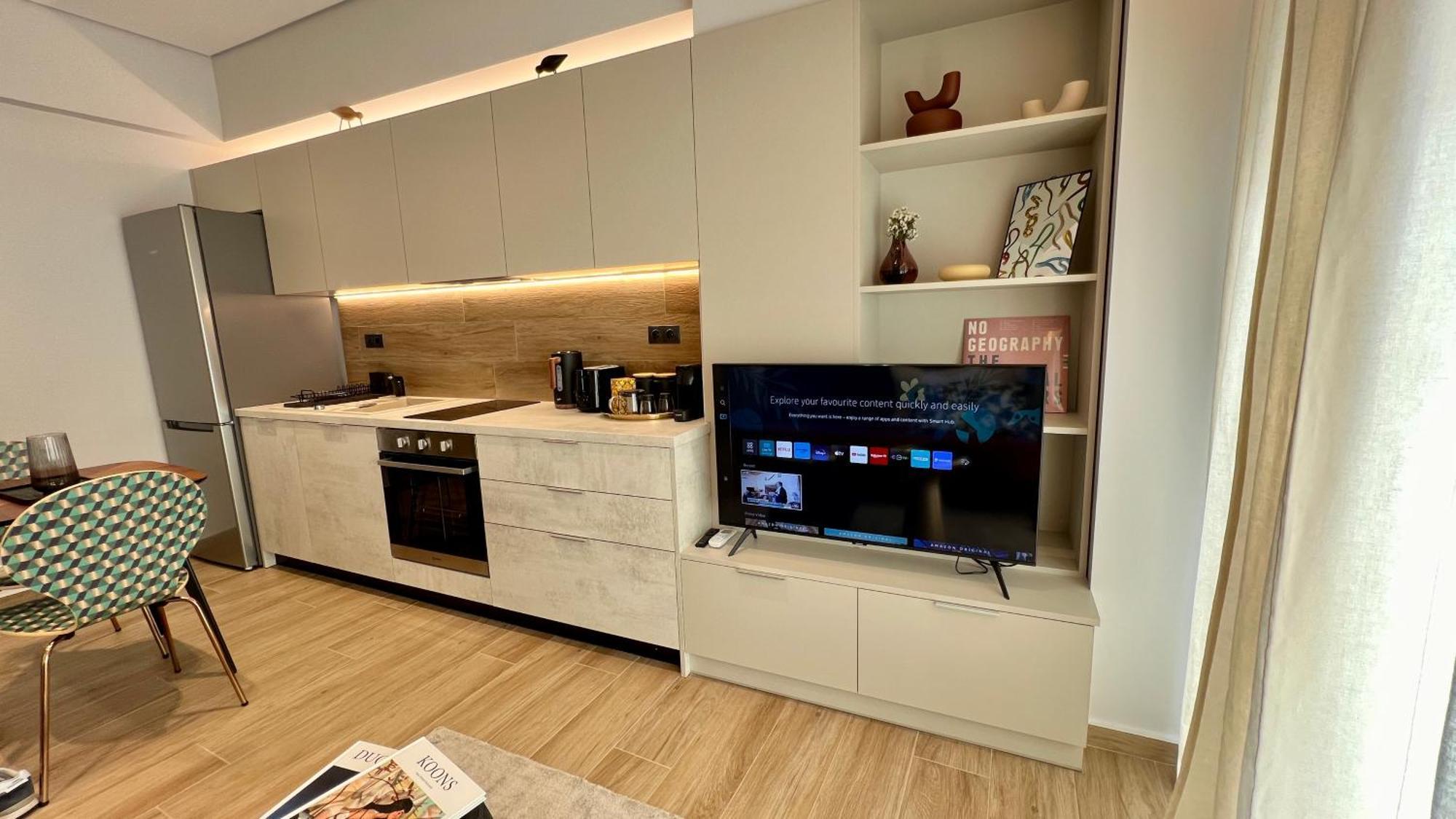 Yourathens-jack, Urban Stylish With Shaded Balcony Near Kolonaki, Center Apartment *